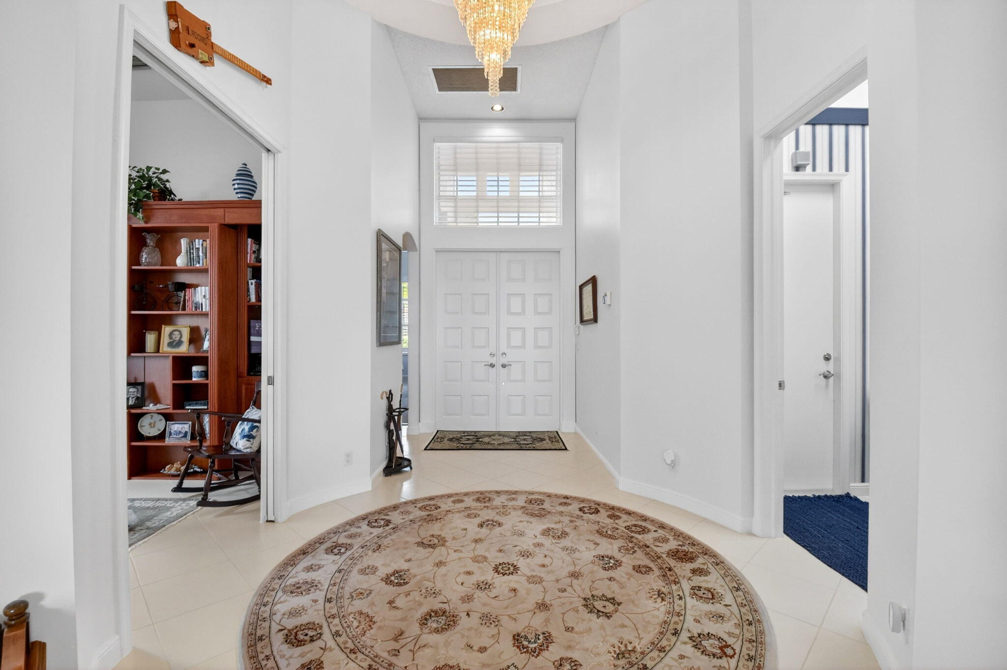 6871 Fairway Lakes Drive