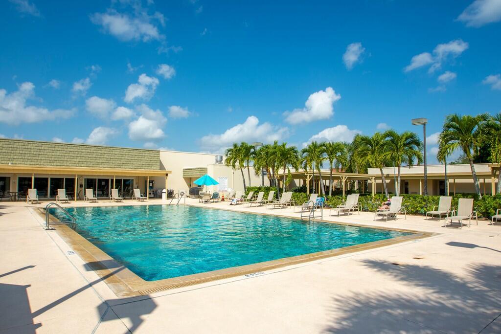 VISTA ROYALE PHASE IV BLD - Residential