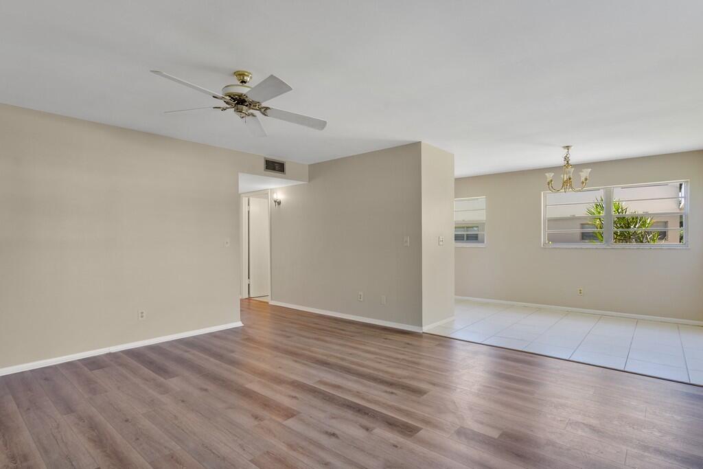 VISTA ROYALE PHASE IV BLDGS 83-111 - Residential