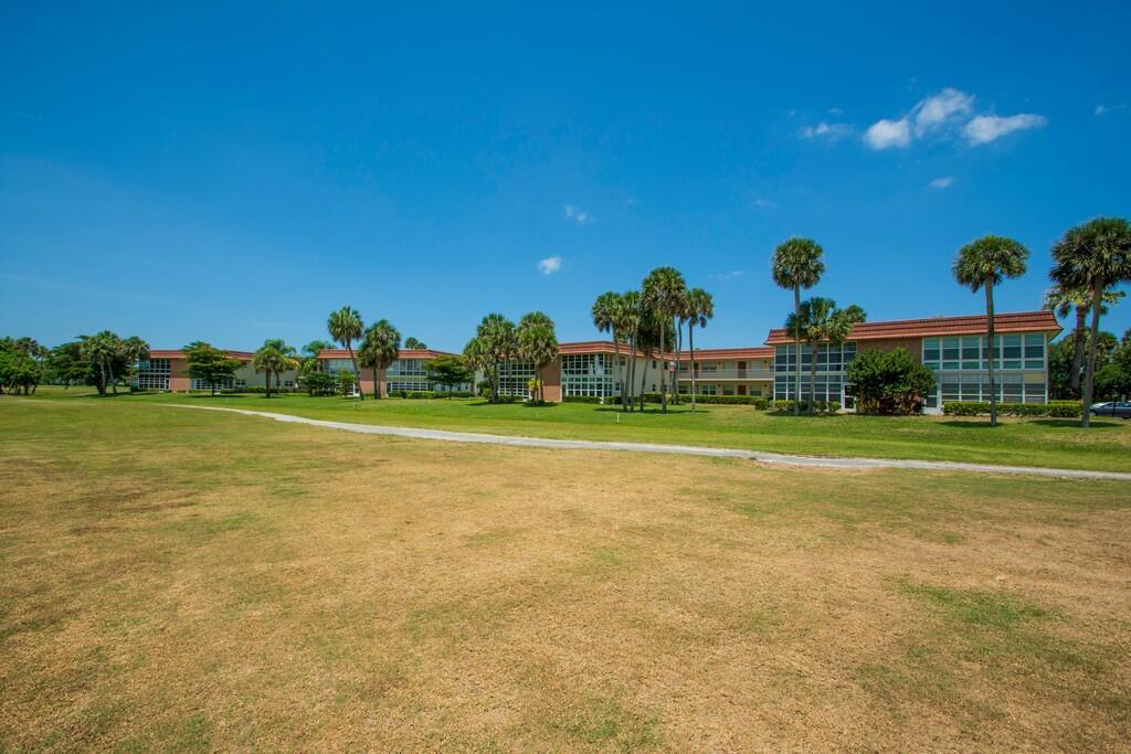 VISTA ROYALE PHASE IV BLD - Residential