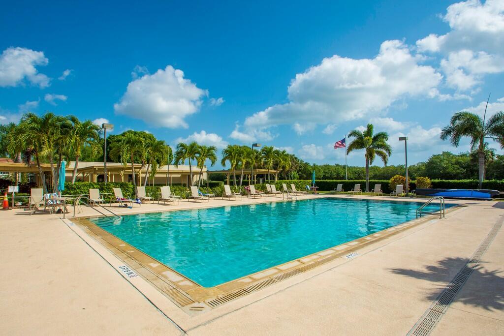 VISTA ROYALE PHASE IV BLD - Residential