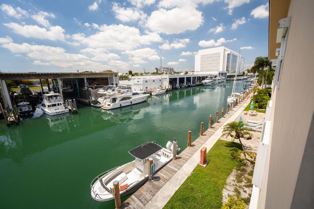 Photo of 1510 SE 15th Street #302, Fort Lauderdale, FL 33316 (MLS # B26026850)