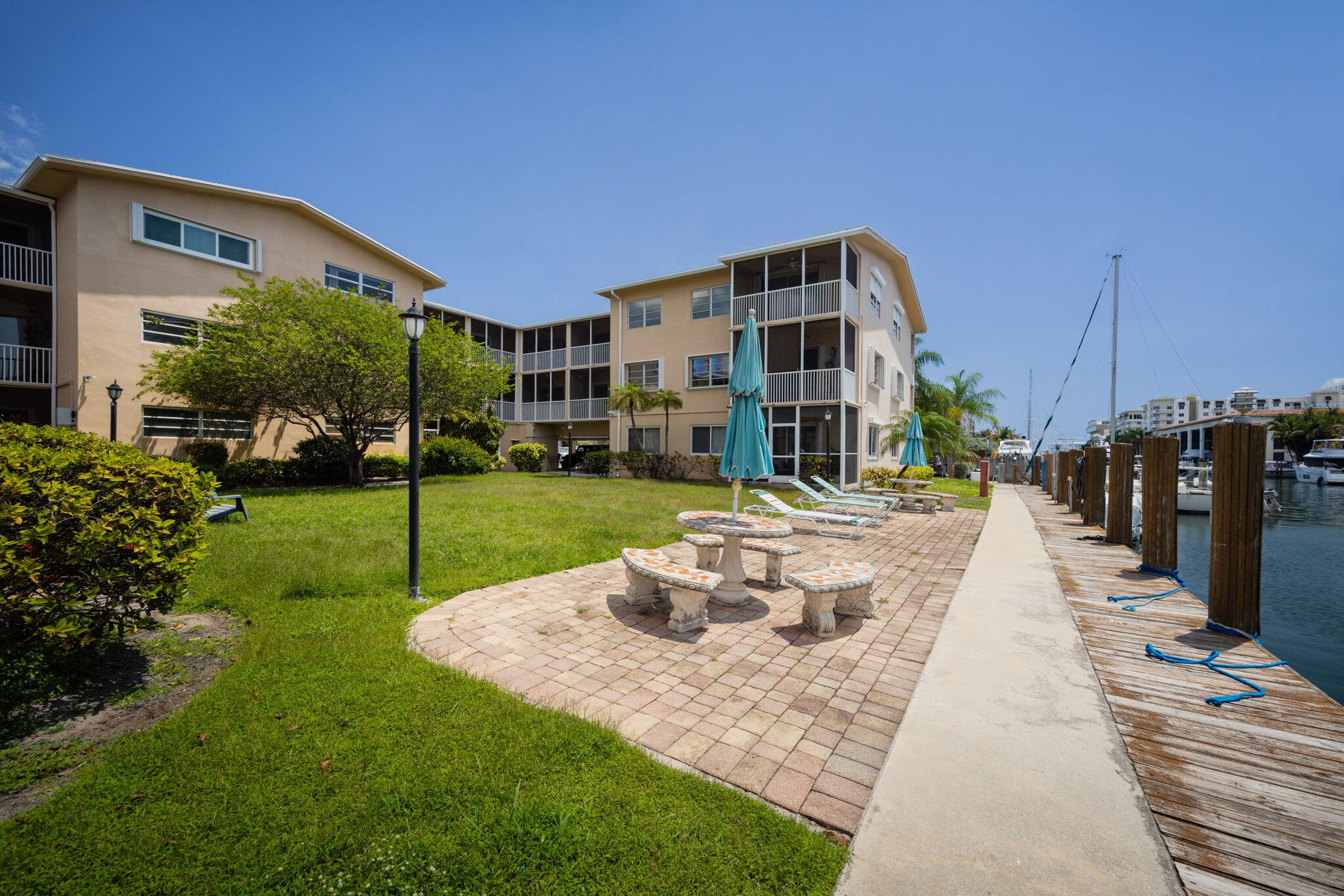 MARINA DEL MAR CONDOMINI - Residential