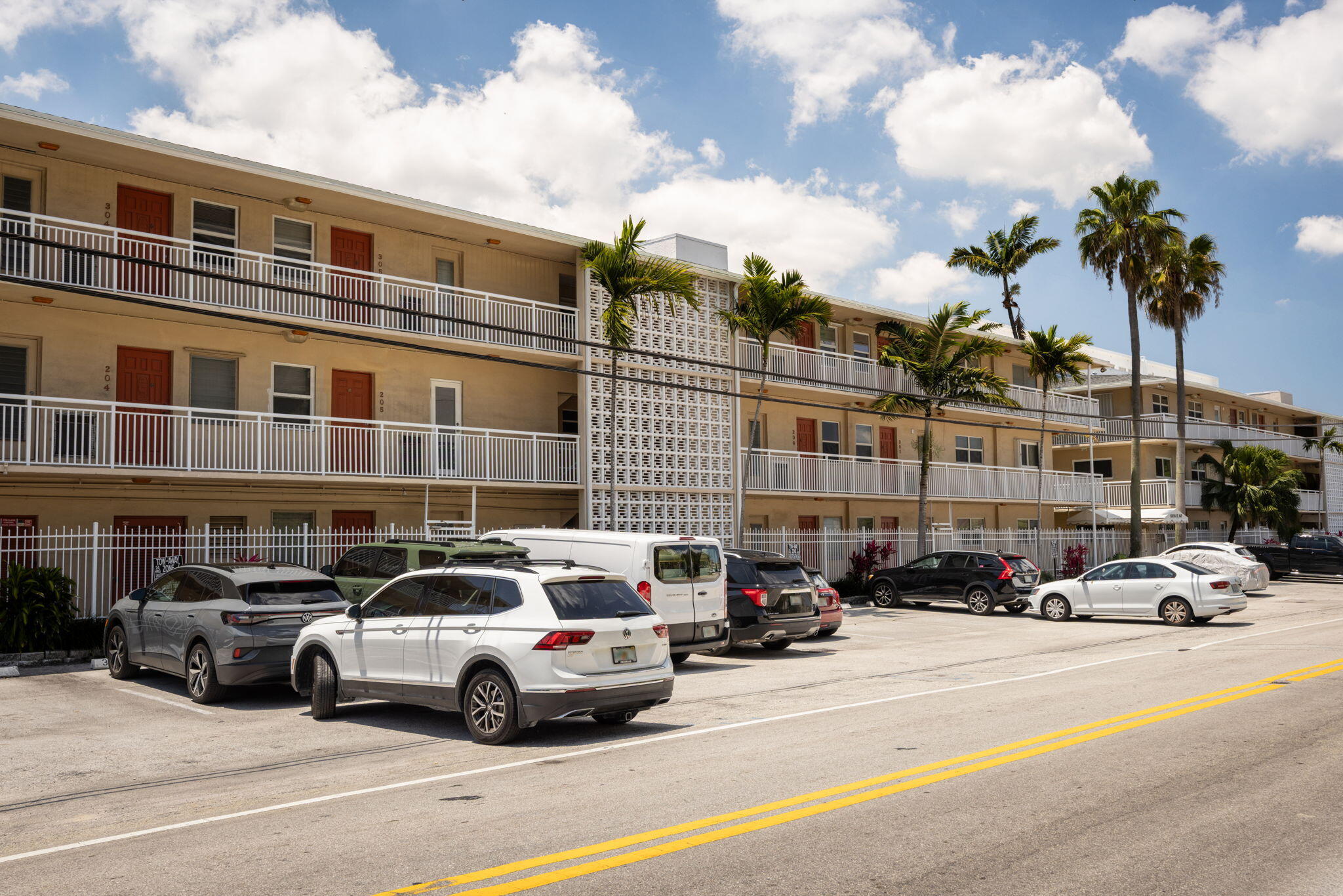 MARINA DEL MAR CONDOMINI - Residential