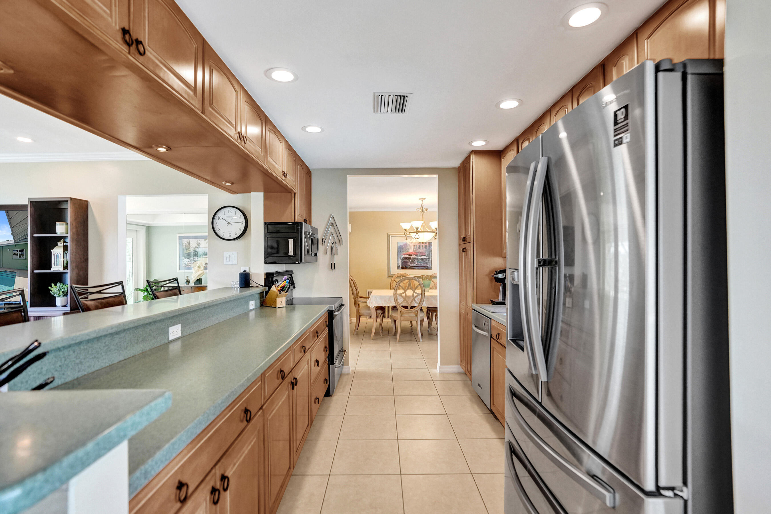 VENETIAN ISLES 3RD SEC - Residential