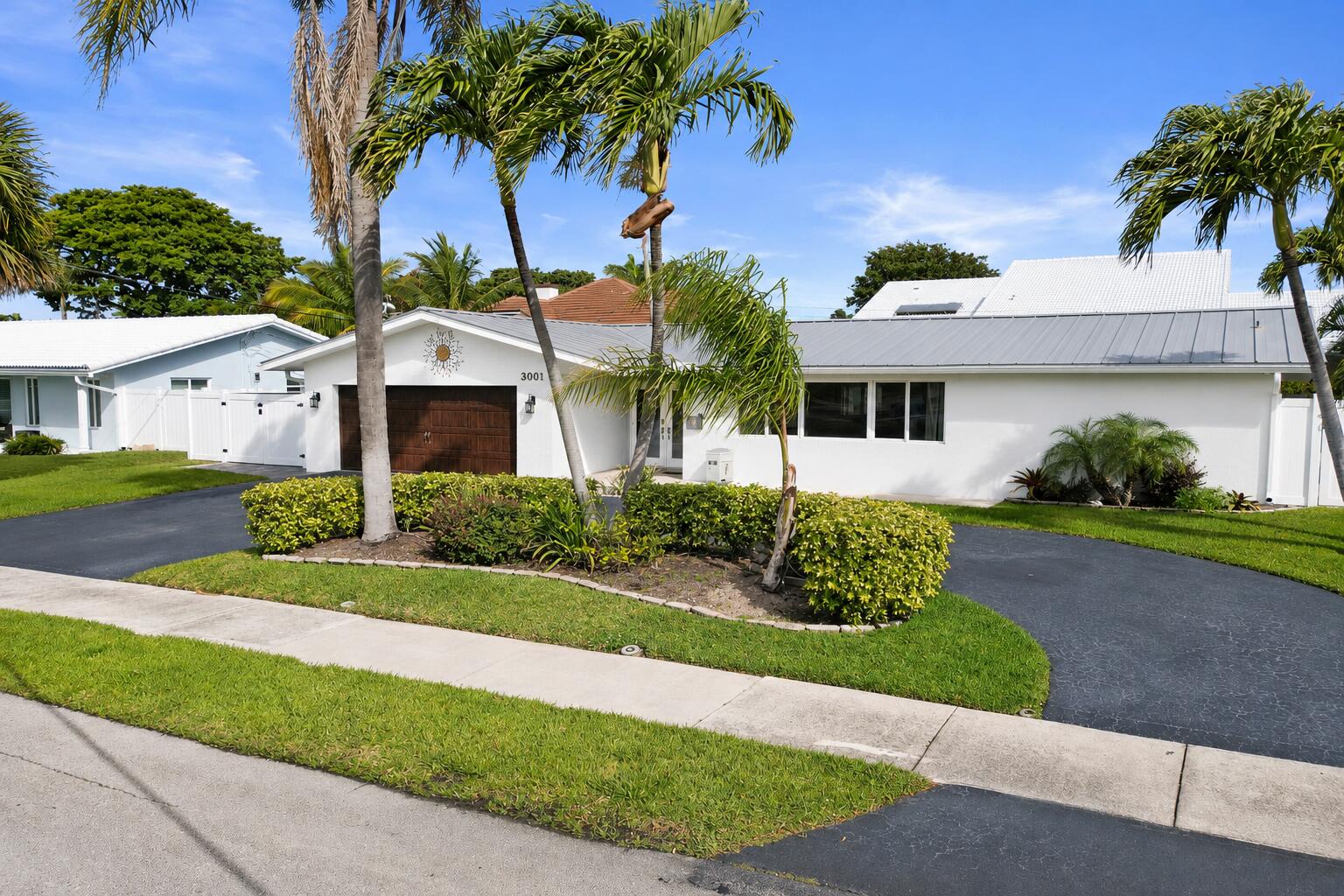 3001 NE 45th Street