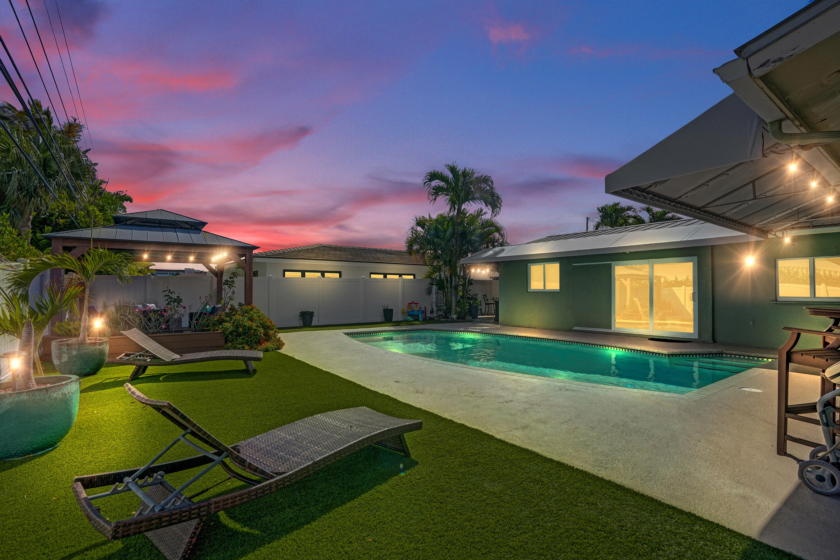 VENETIAN ISLES 3RD SEC - Residential