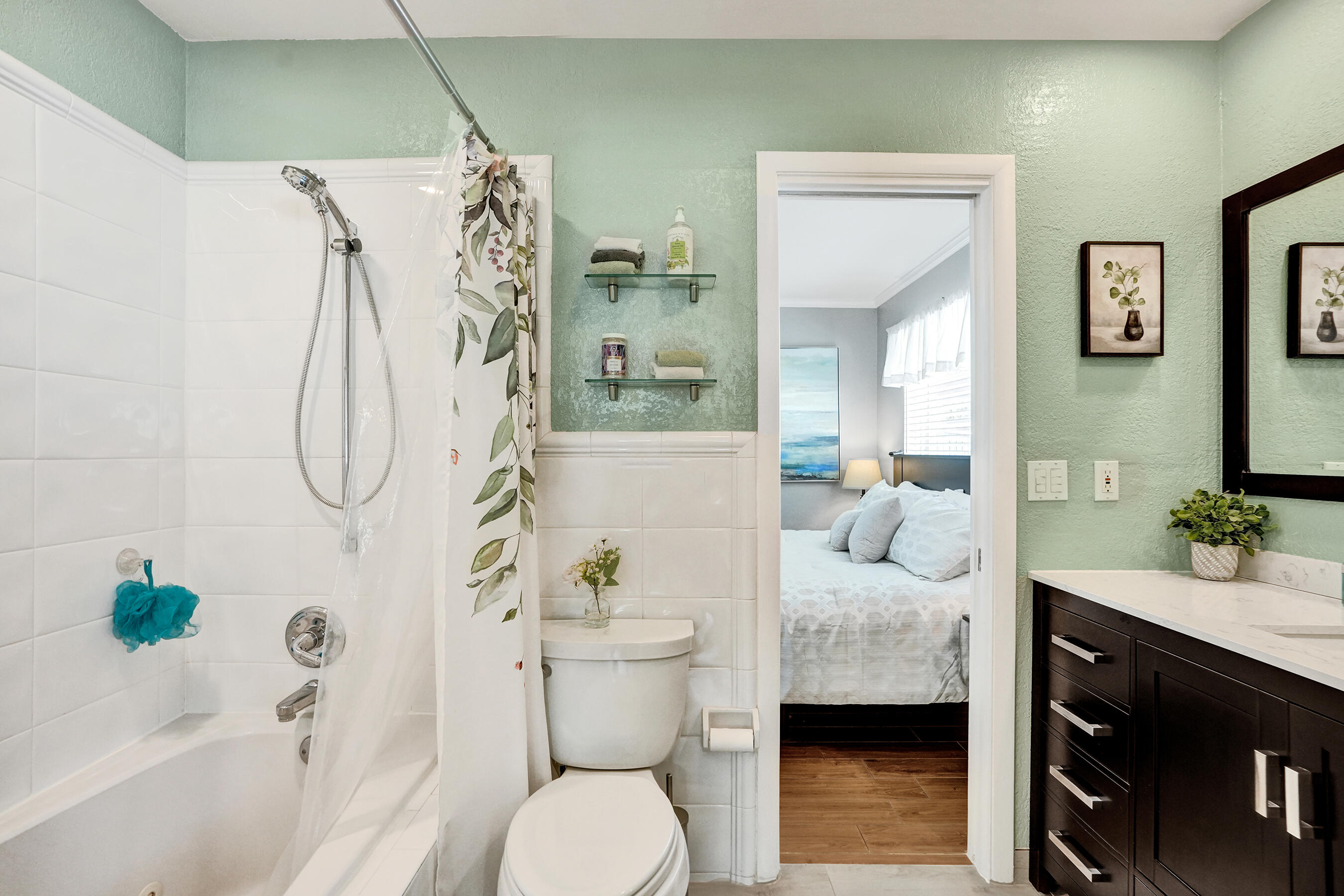 VENETIAN ISLES 3RD SEC - Residential