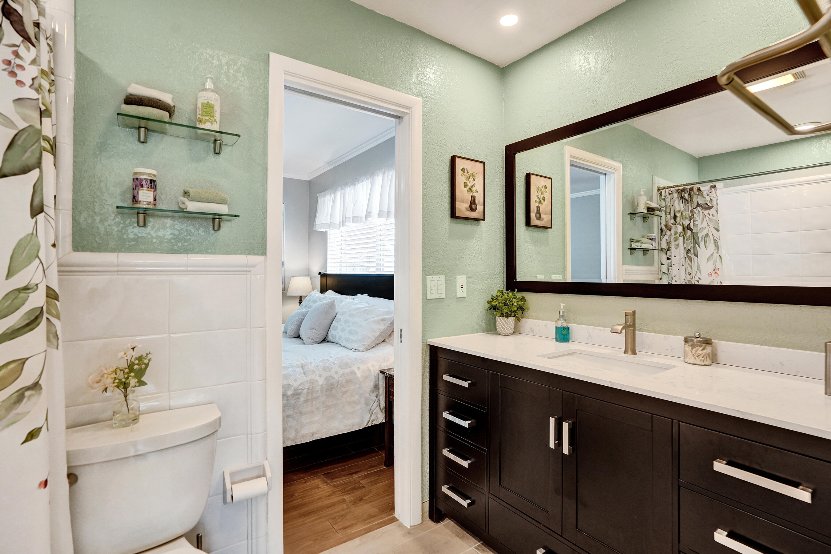 VENETIAN ISLES 3RD SEC - Residential