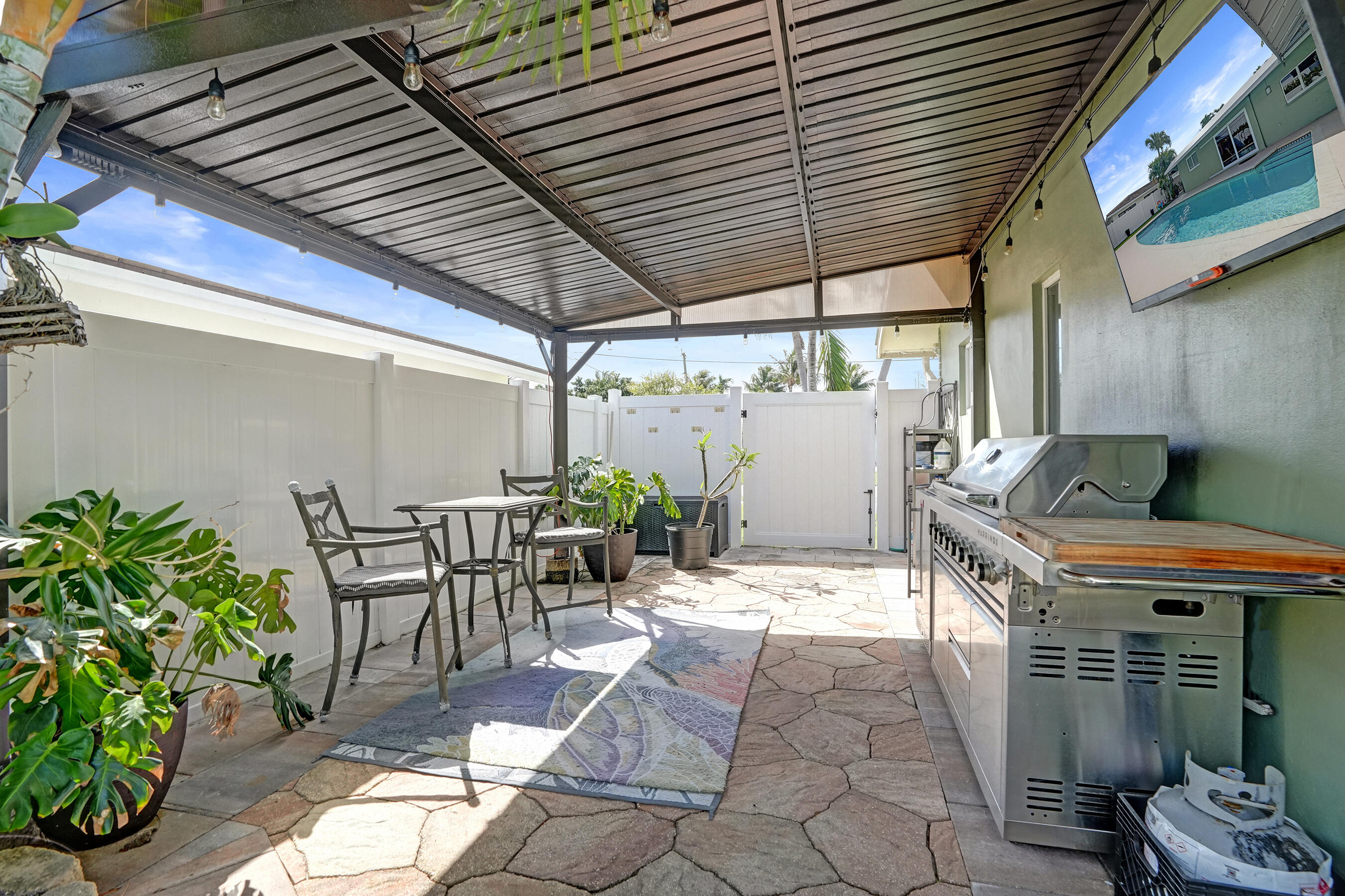 VENETIAN ISLES 3RD SEC - Residential