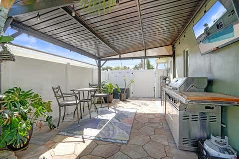 Tiny photo for 3001 NE 45th Street, Lighthouse Point, FL 33064 (MLS # B26000192)