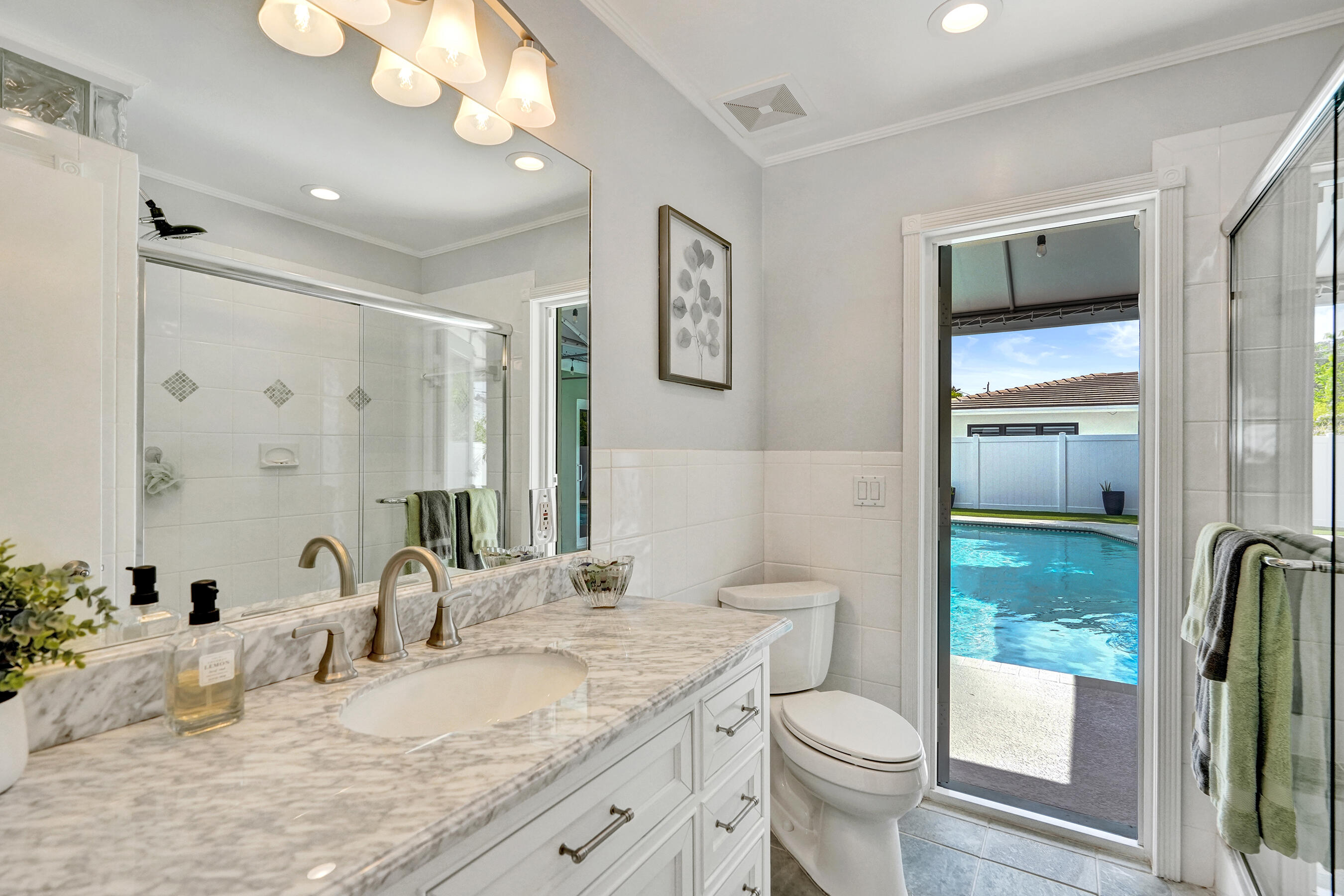 VENETIAN ISLES 3RD SEC - Residential