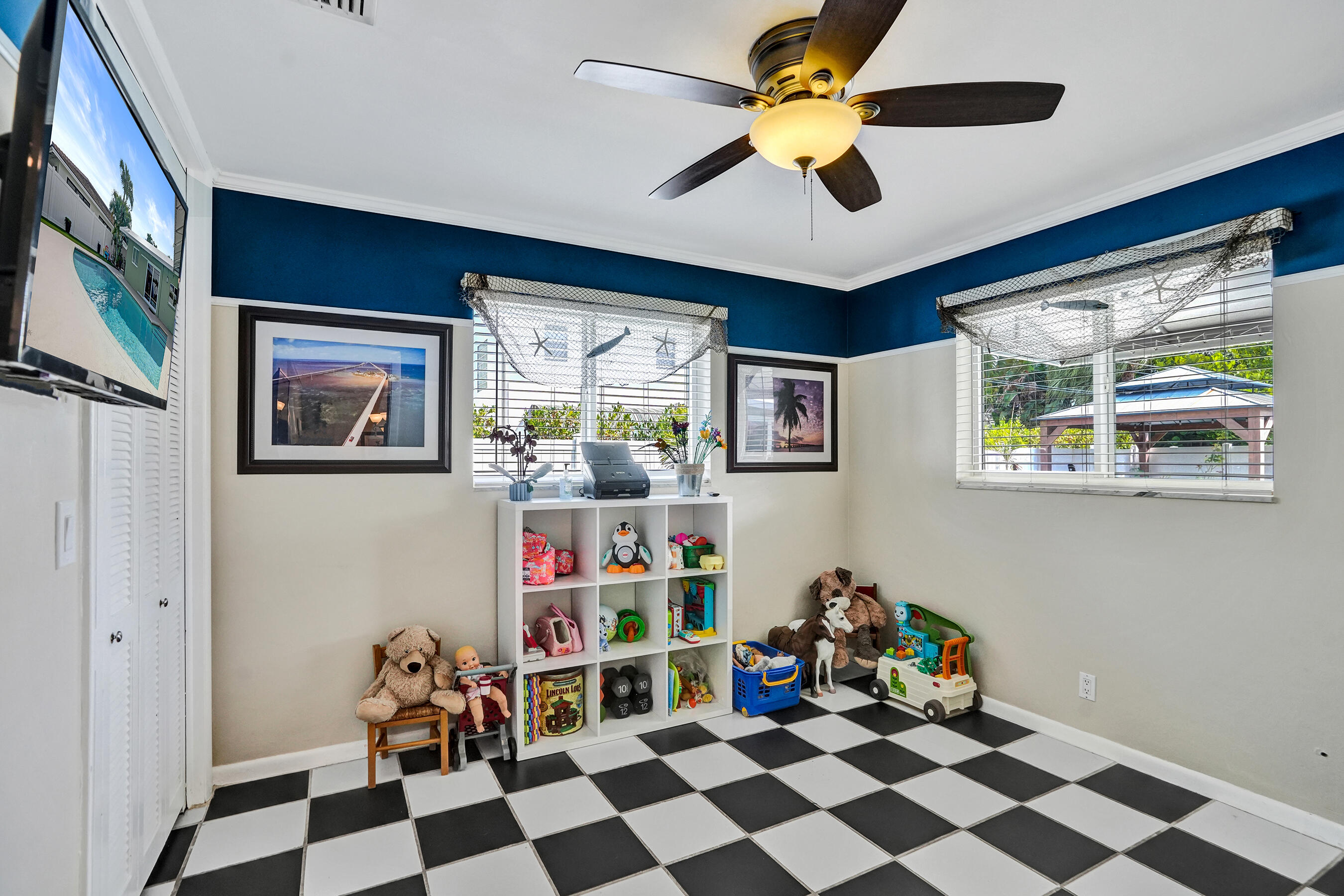 VENETIAN ISLES 3RD SEC - Residential