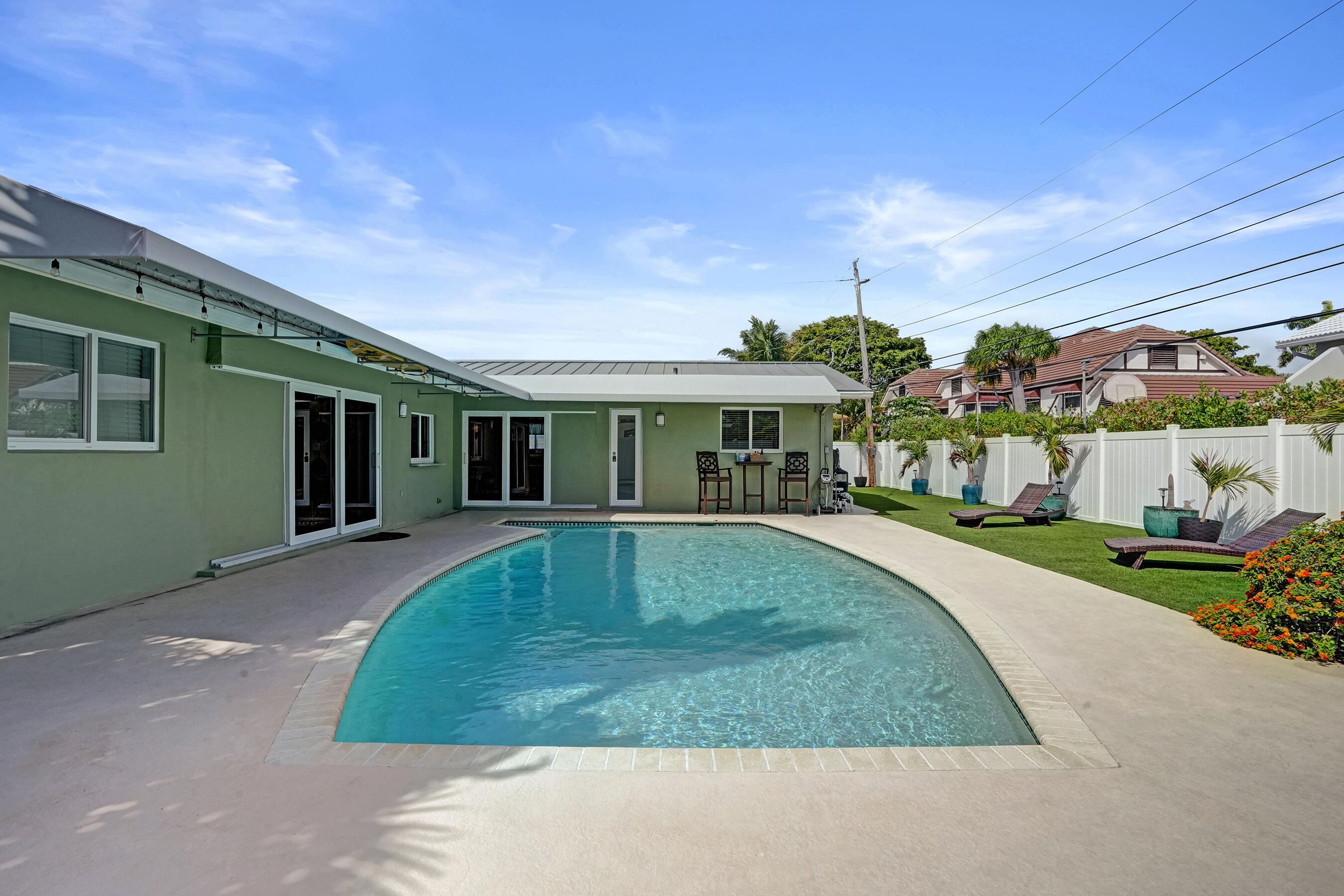 VENETIAN ISLES 3RD SEC - Residential