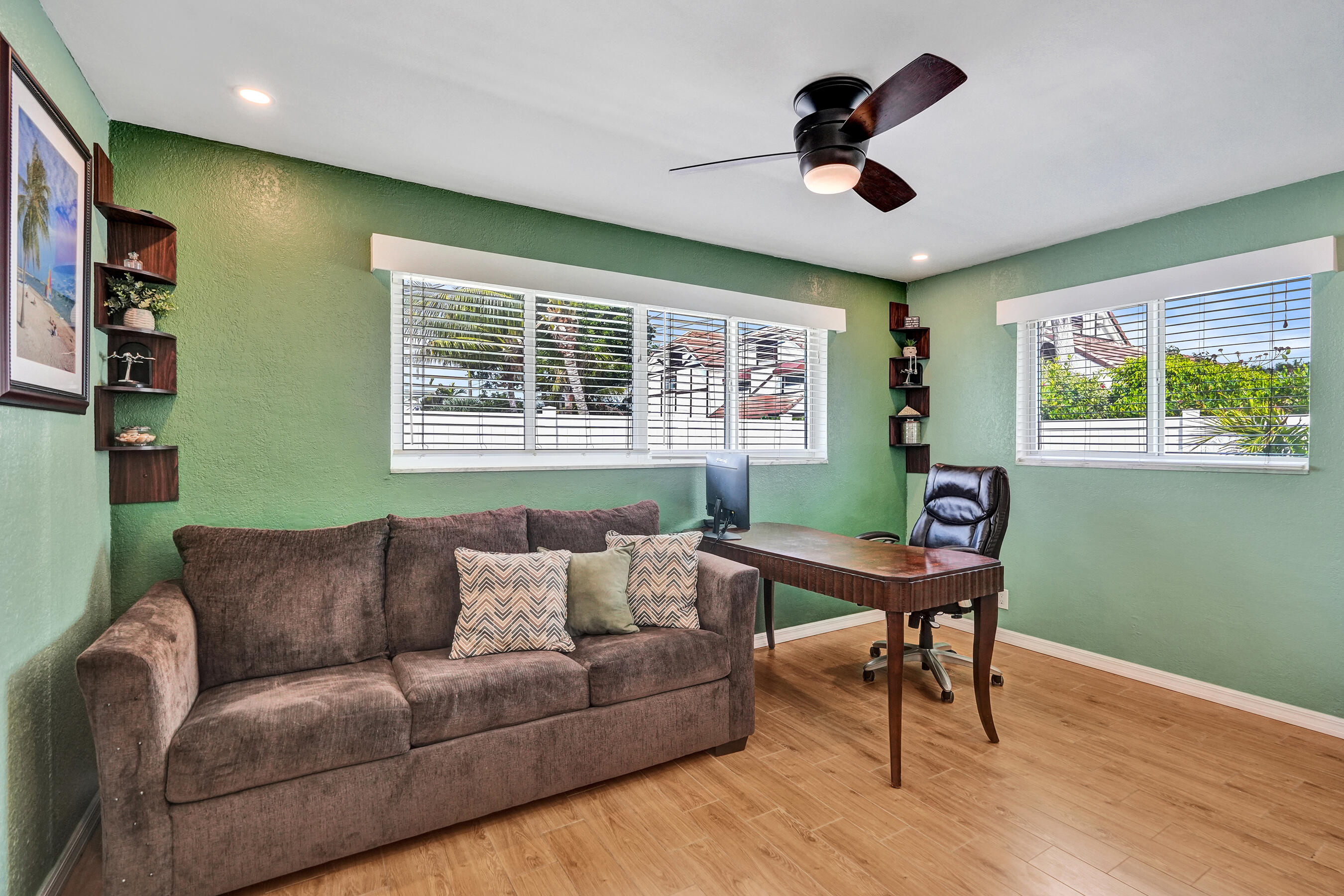 VENETIAN ISLES 3RD SEC - Residential