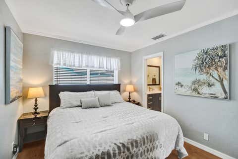 Tiny photo for 3001 NE 45th Street, Lighthouse Point, FL 33064 (MLS # B26000192)
