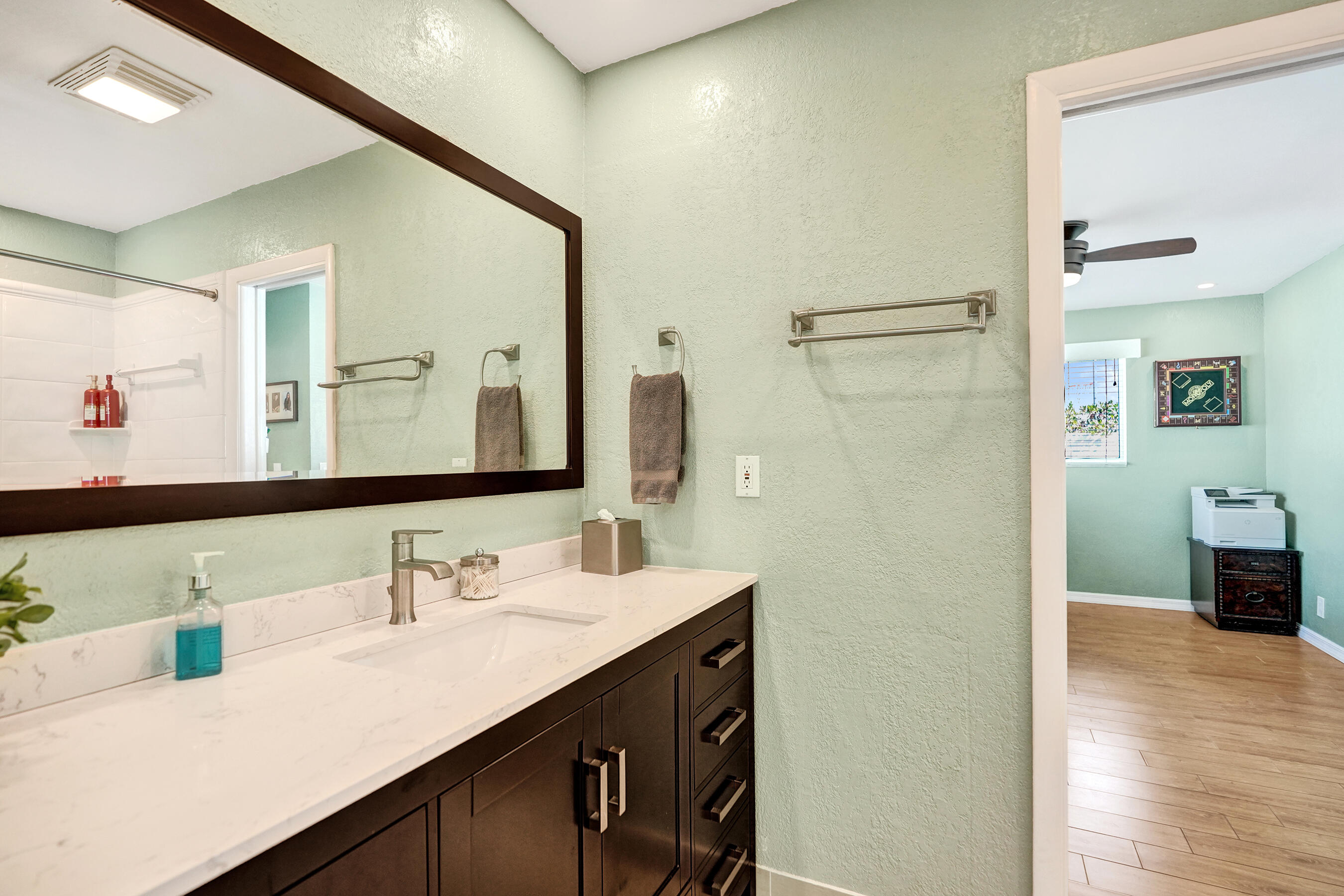 VENETIAN ISLES 3RD SEC - Residential