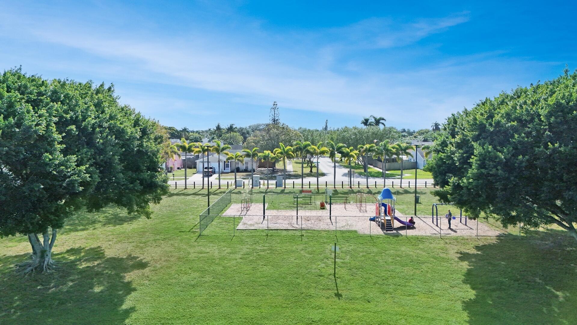 COUNTRYWOOD 4 - Residential