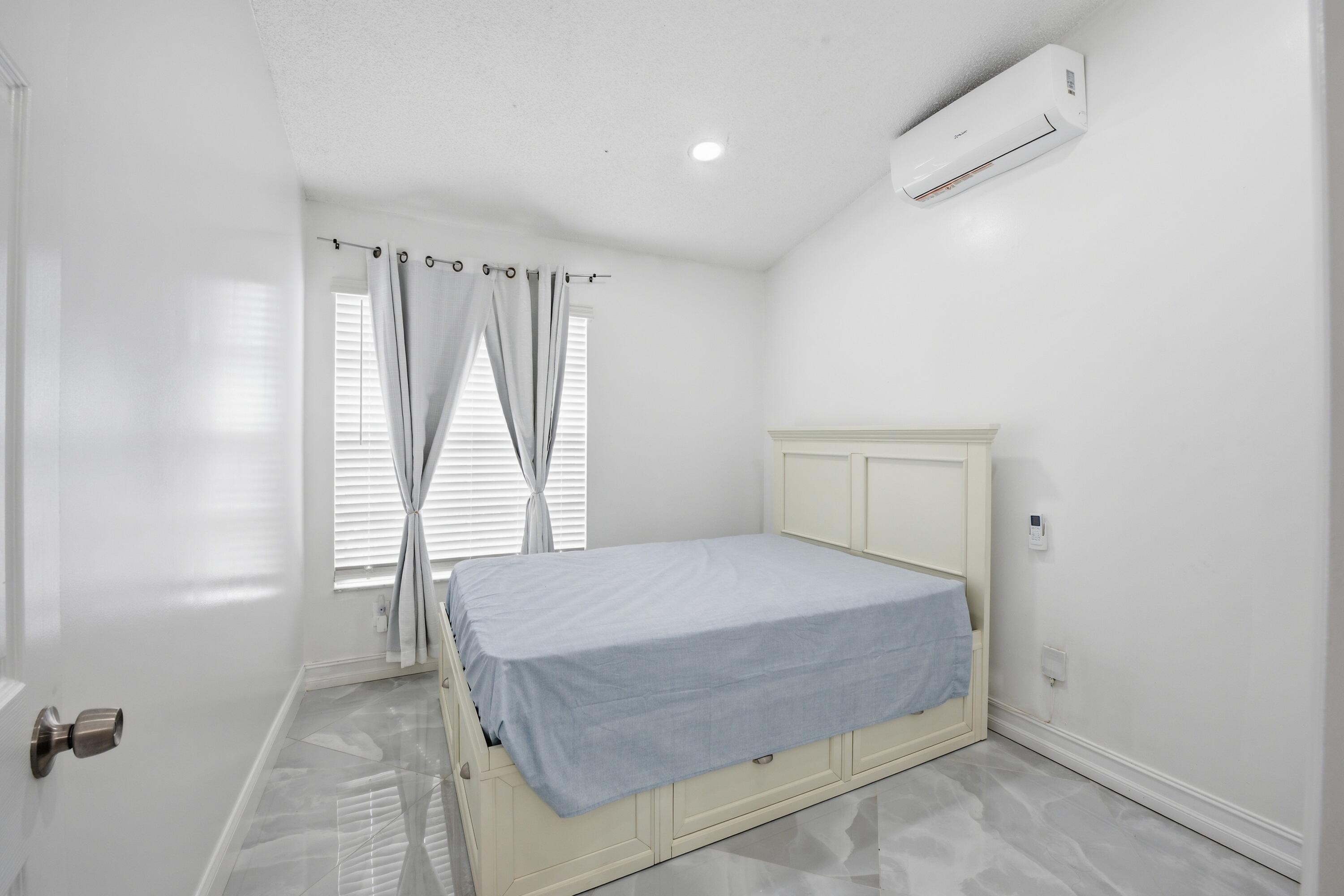 COUNTRYWOOD 4 - Residential