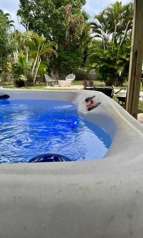 LAKESIDE POINT - Residential Lease