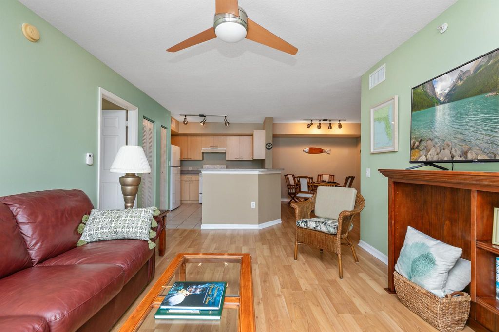 Photo of 609 Villa Circle, Boynton Beach, FL 33435 (MLS # R11055207)