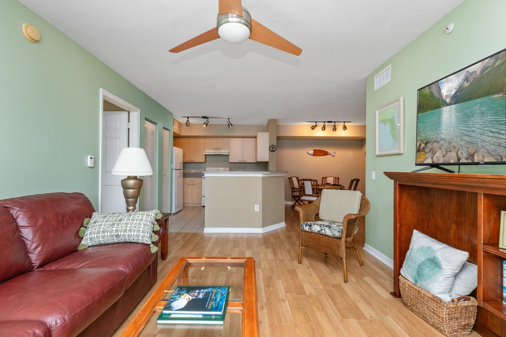 Photo of 609 Villa Circle, Boynton Beach, FL 33435 (MLS # R11055207)