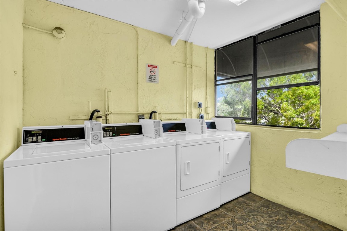 CORAL SPRINGS TOWER CLUB - Residential