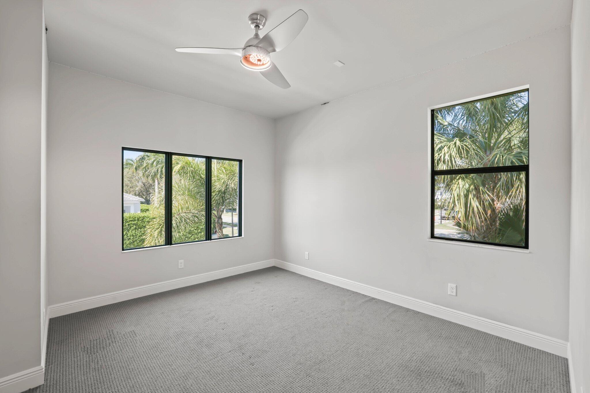 ROYAL PALM POLO - Residential