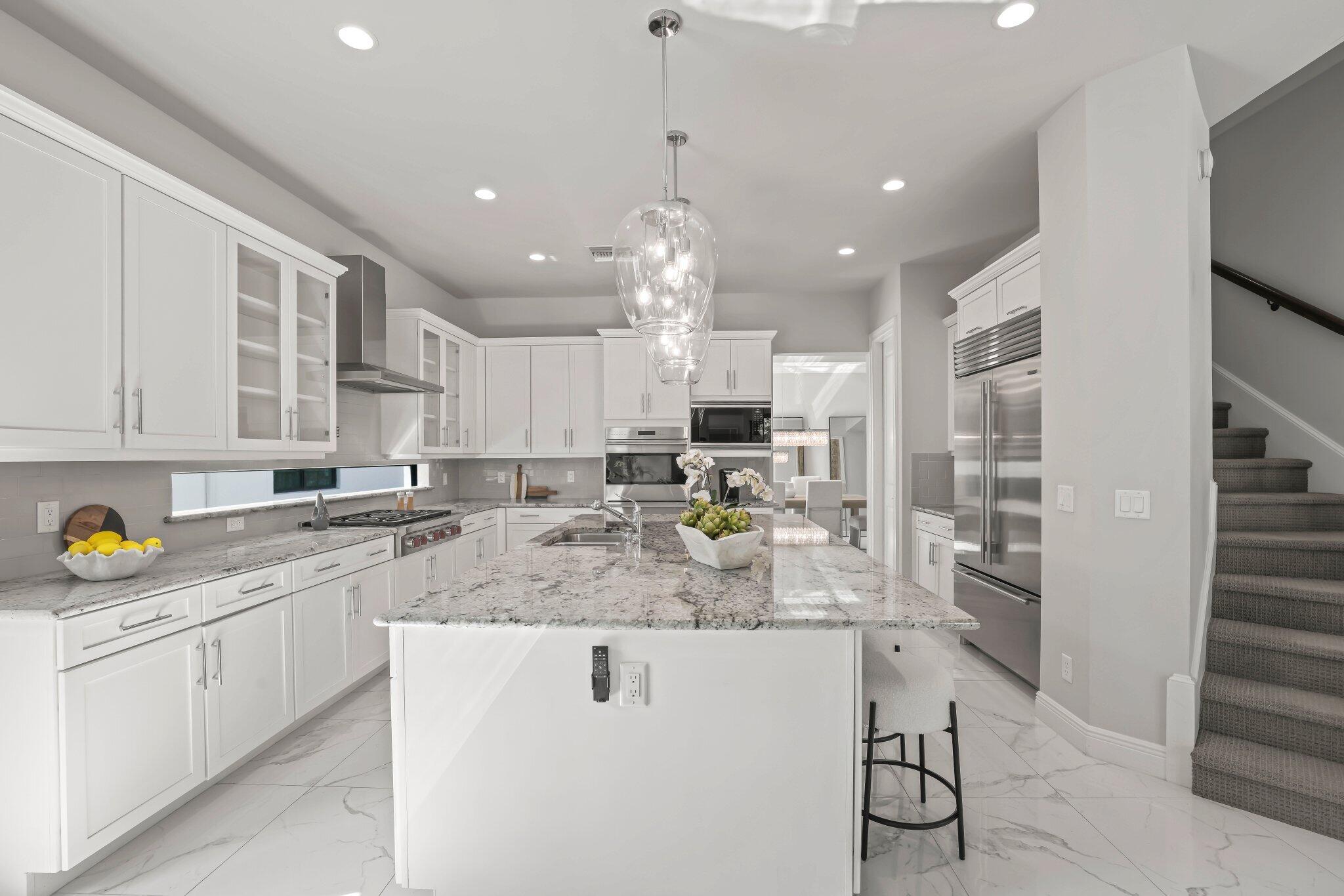 ROYAL PALM POLO - Residential