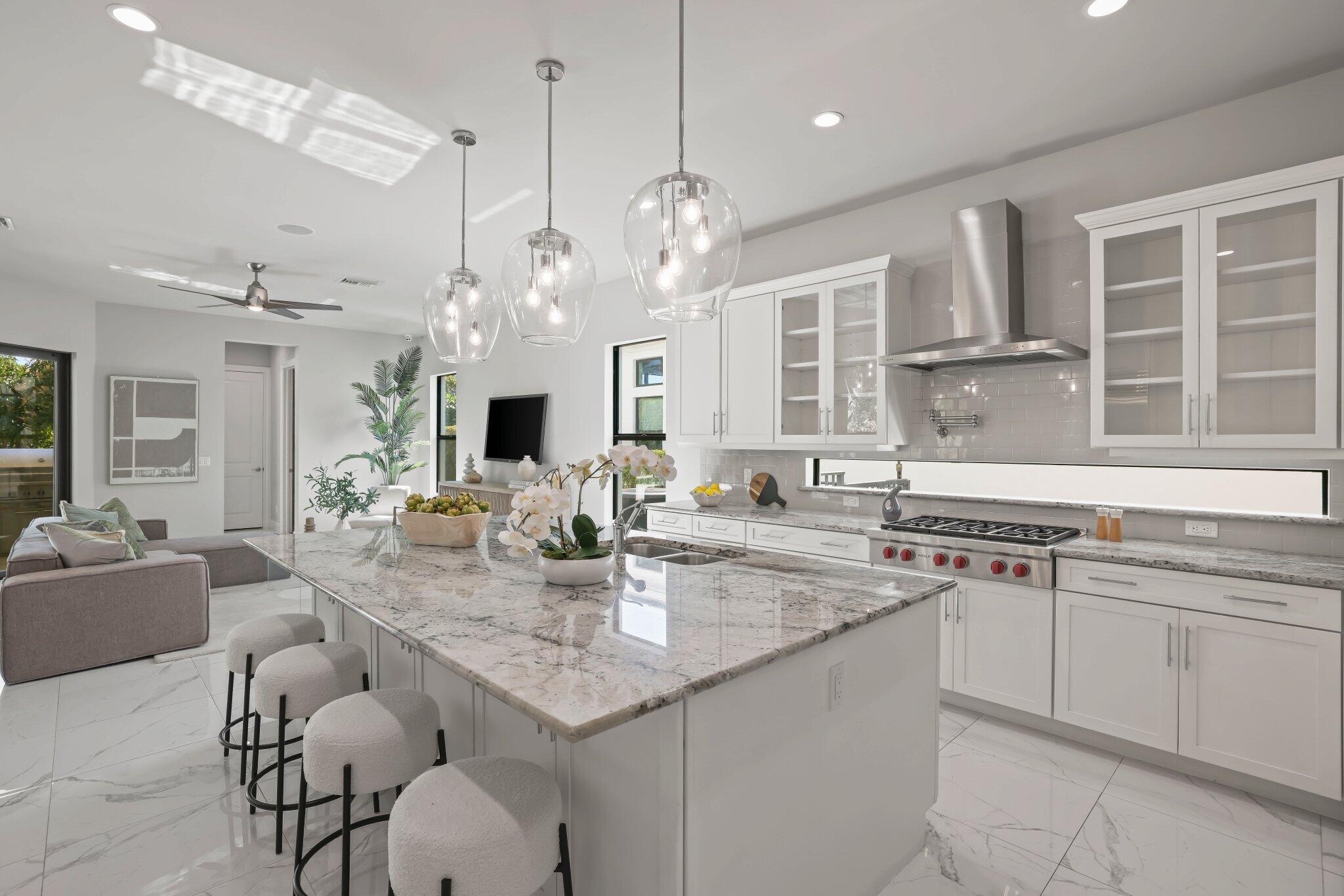 ROYAL PALM POLO - Residential