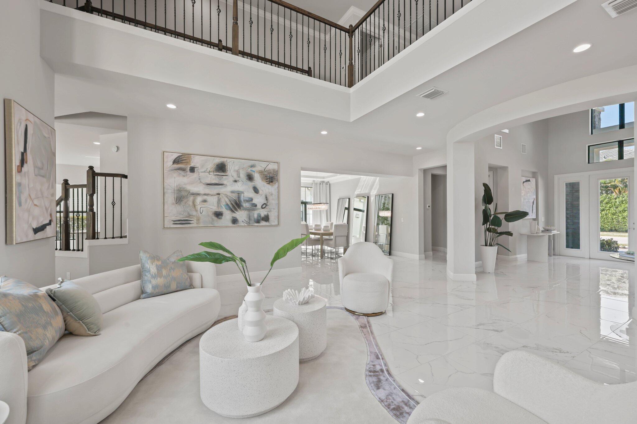 ROYAL PALM POLO - Residential