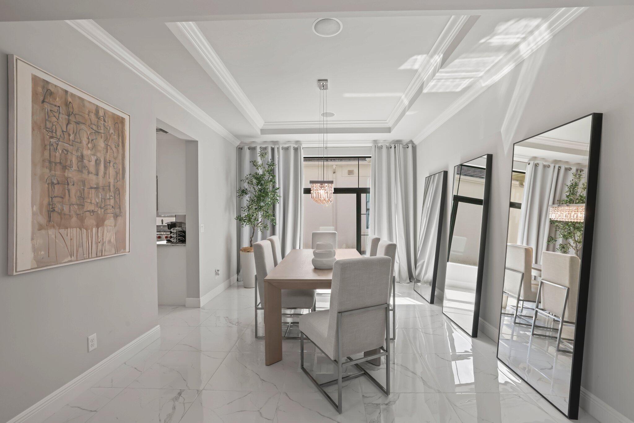 ROYAL PALM POLO - Residential