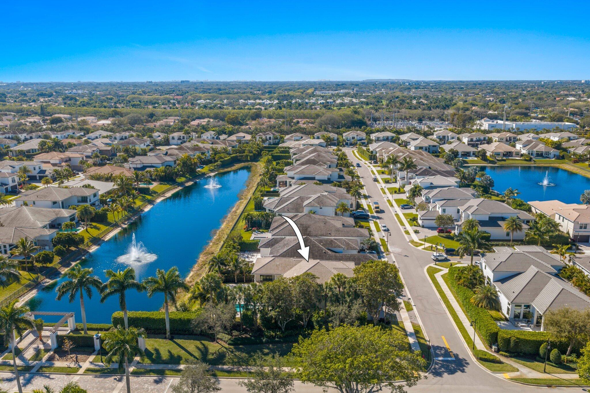 ROYAL PALM POLO - Residential