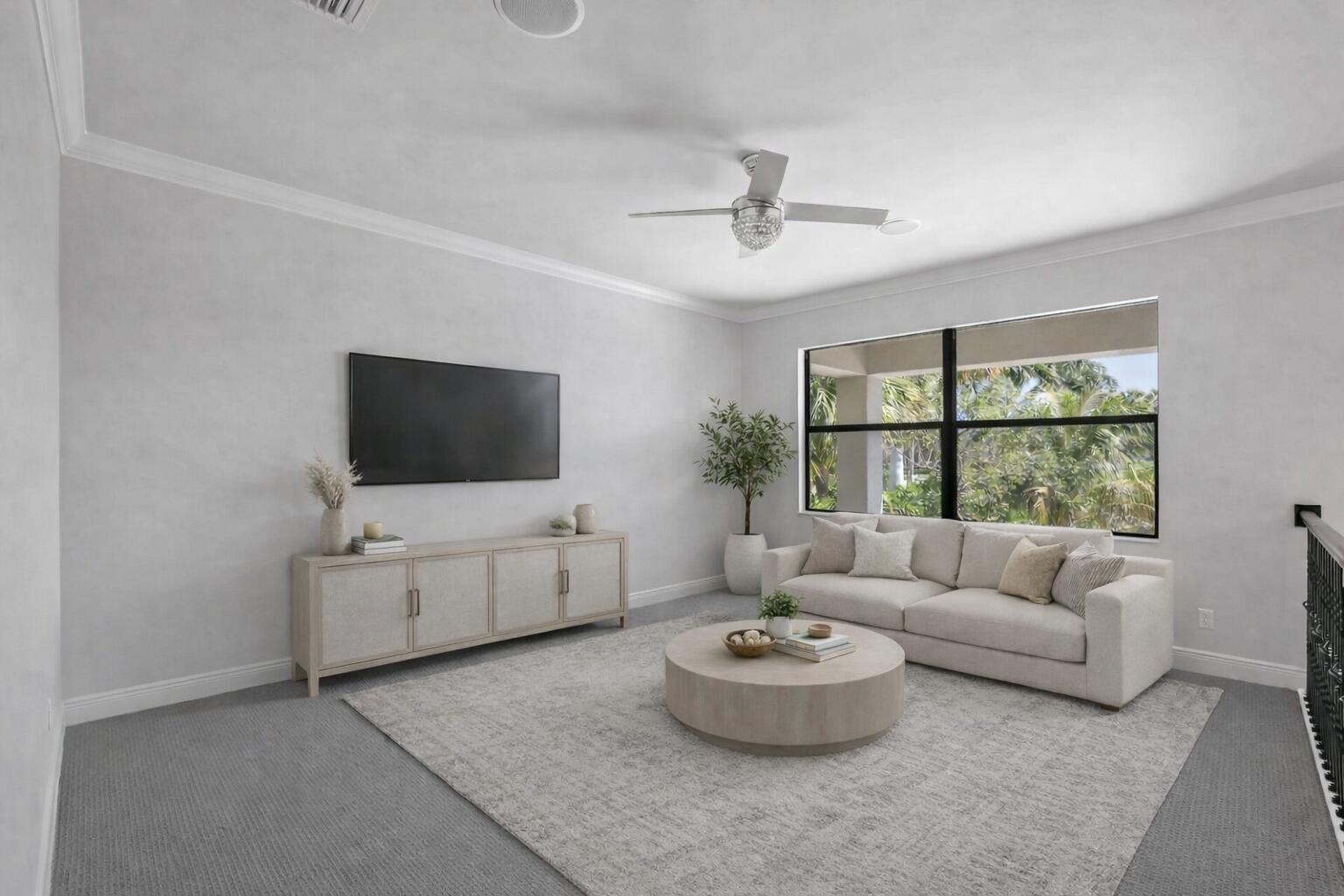 ROYAL PALM POLO - Residential