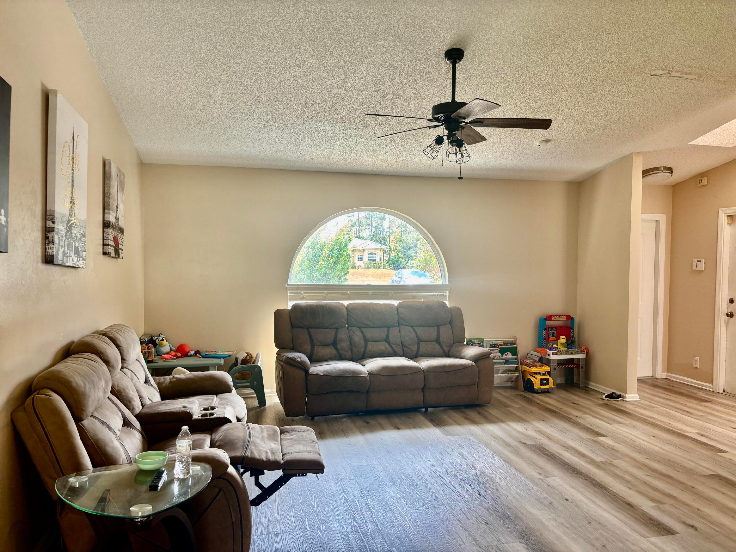 Acreage - Residential