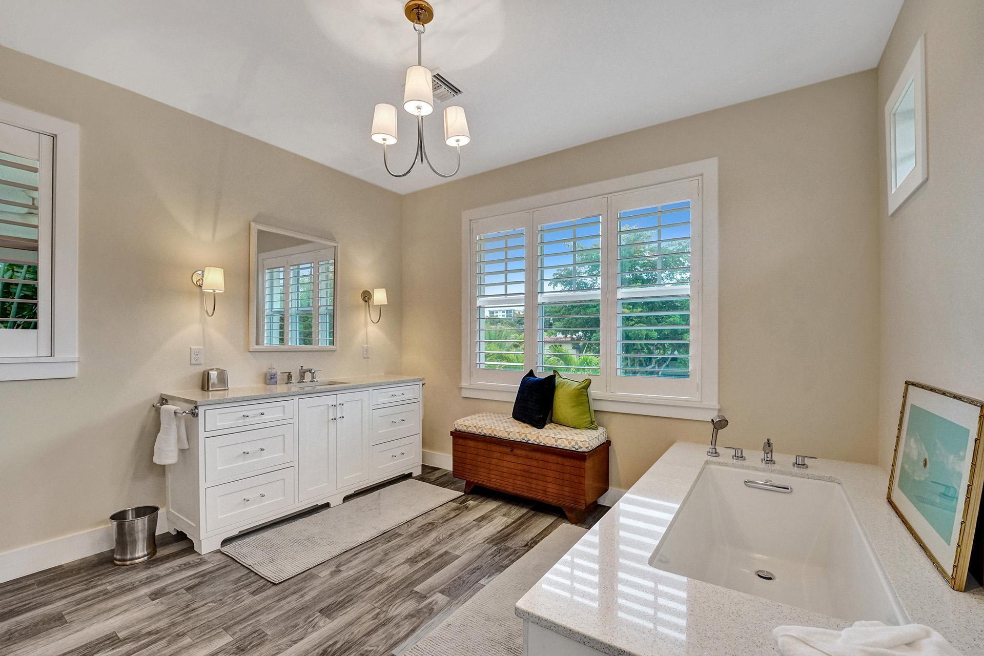 DELRAY TOWN OF - Residential