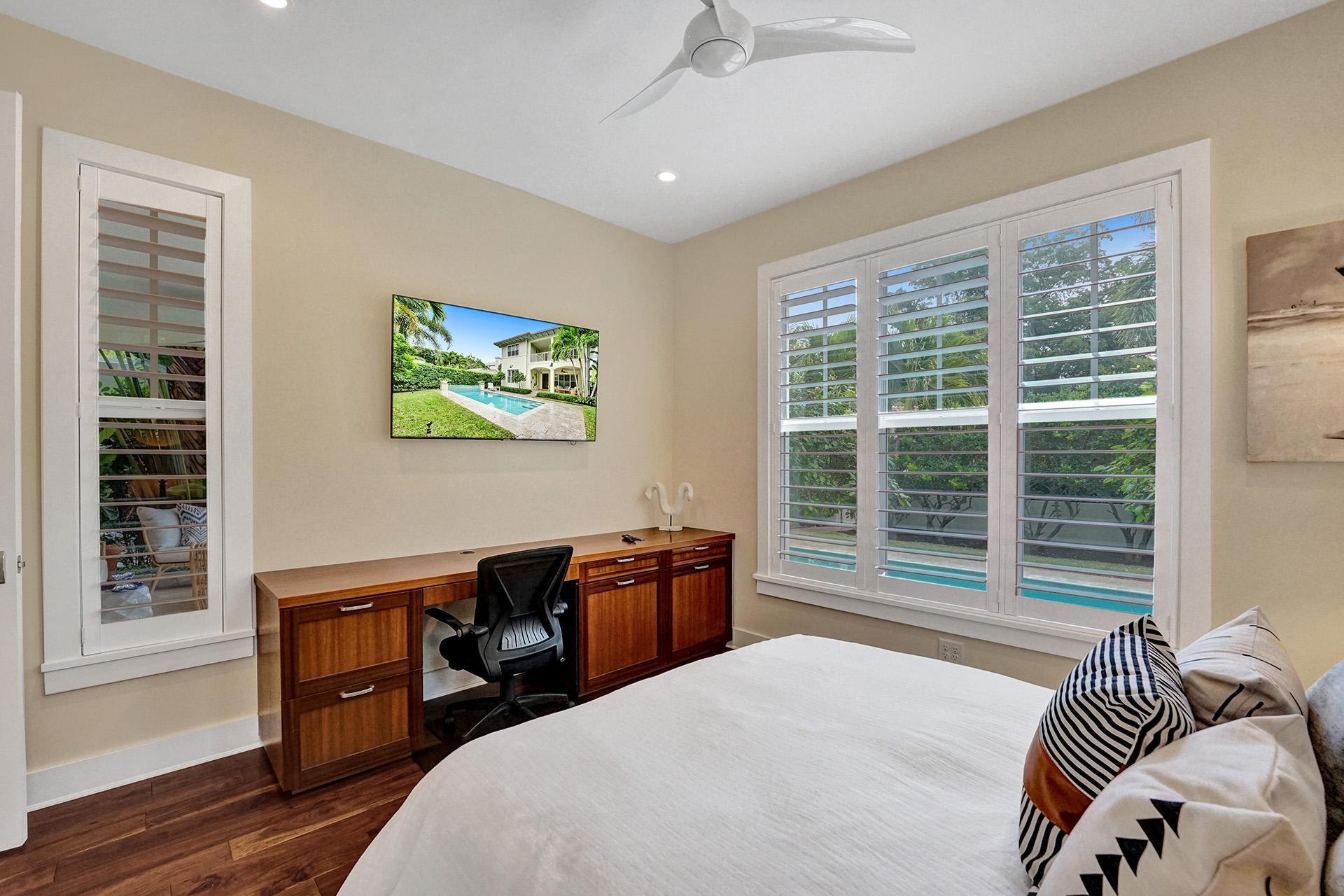 DELRAY TOWN OF - Residential