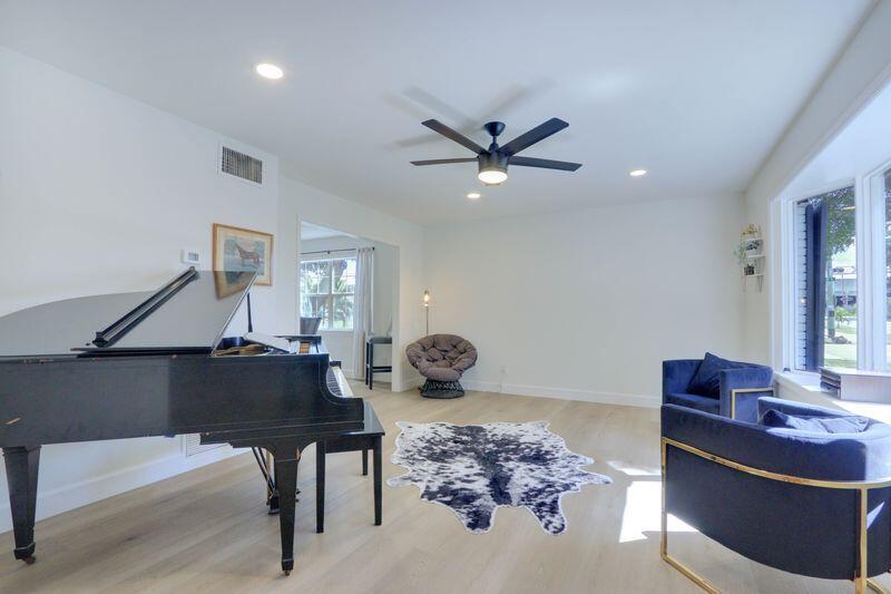 LAKE CLARKE TERR - Residential