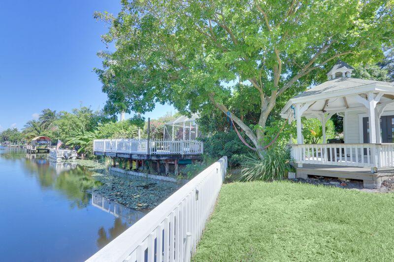 LAKE CLARKE TERR - Residential