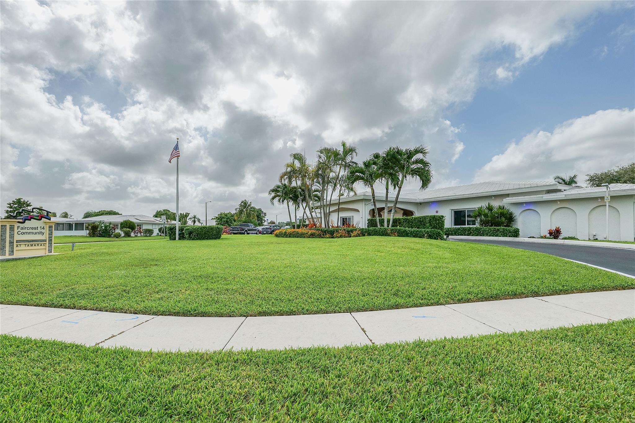 Mainlands Of Tamarac Lake - Residential