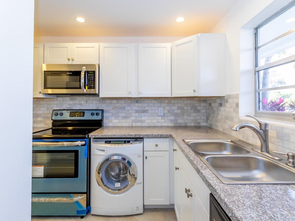 BOCA GRANADA WEST - Residential