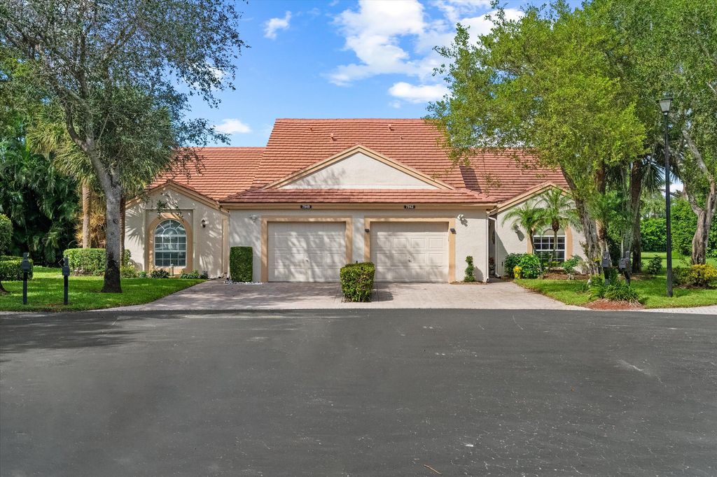 Photo of 7943 Lake Sands Drive, Delray Beach, FL 33446 (MLS # R11140108)