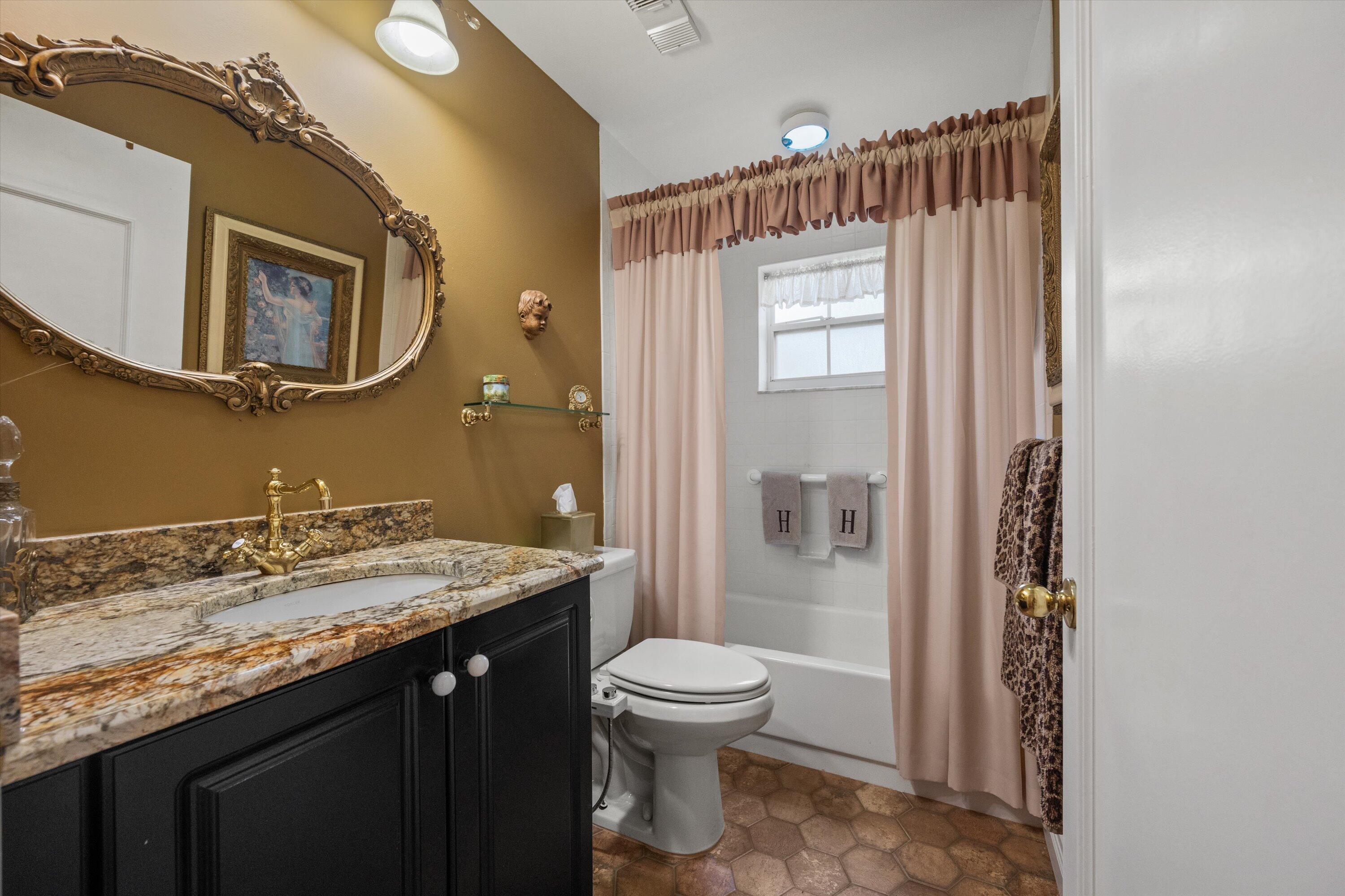 EMERALD POINTE 2 - Residential