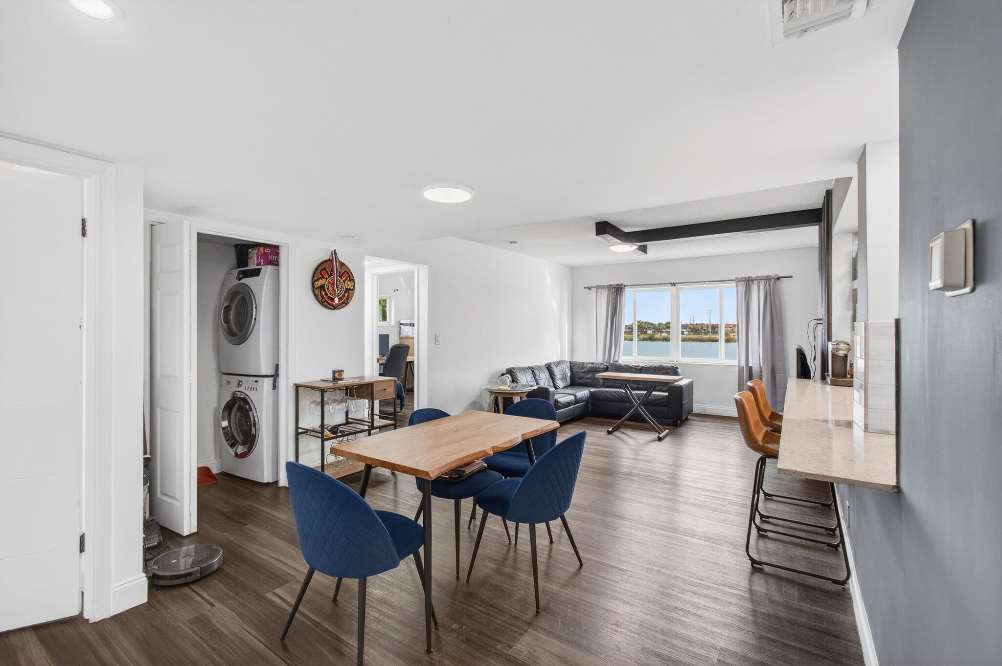 SOMMERSET CONDOMINIUMS - Residential