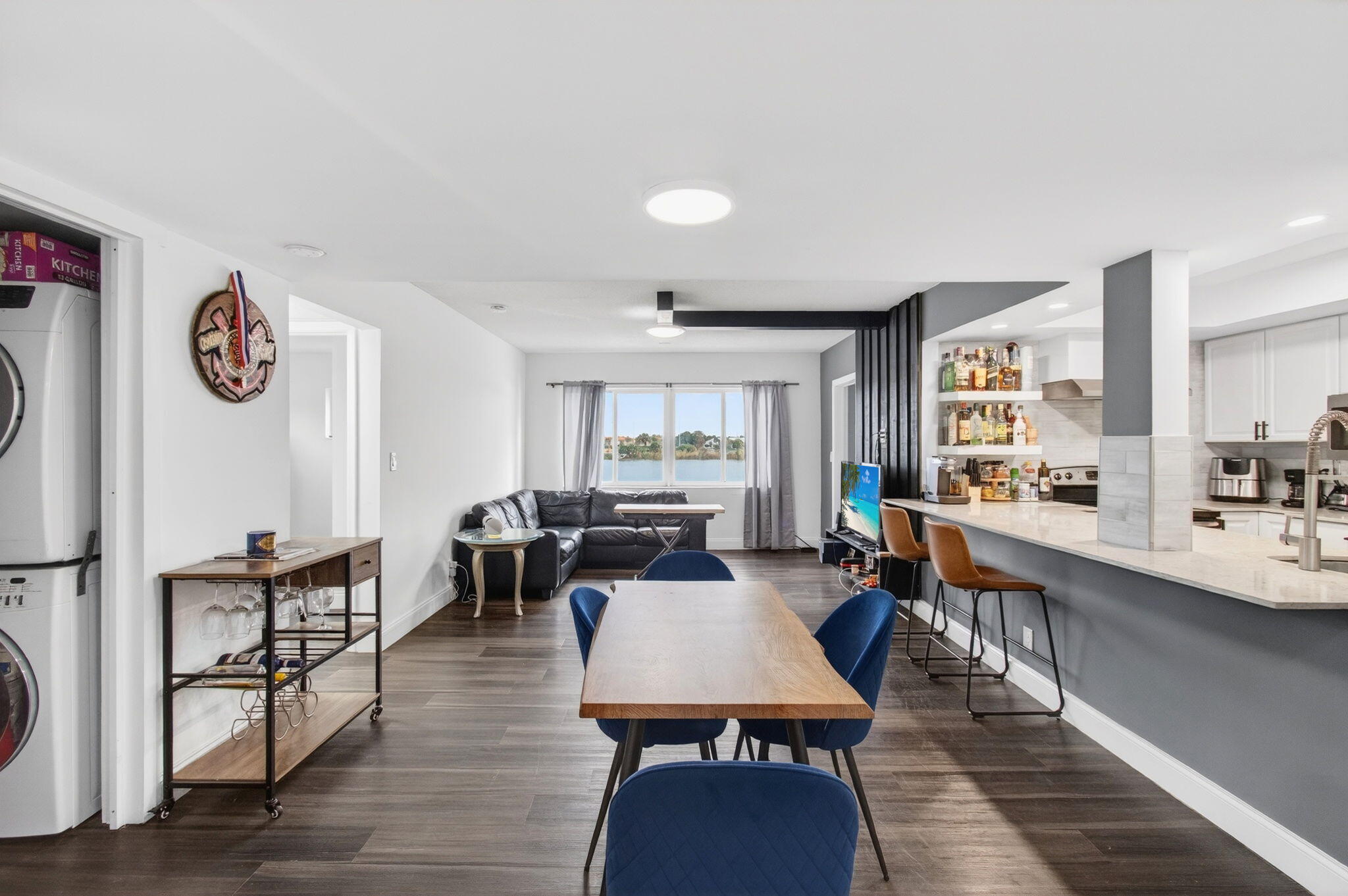 SOMMERSET CONDOMINIUMS - Residential