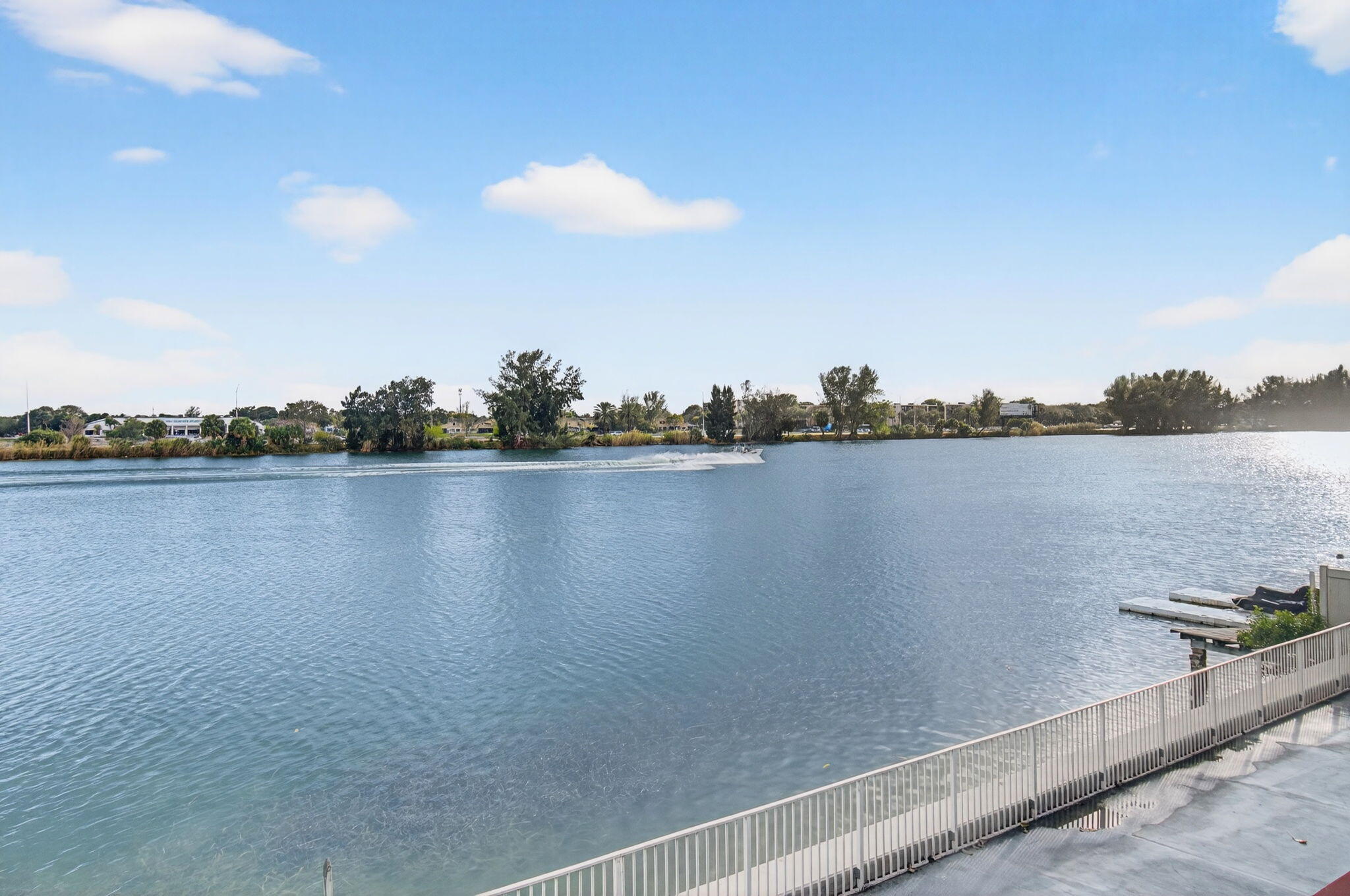 SOMMERSET CONDOMINIUMS - Residential