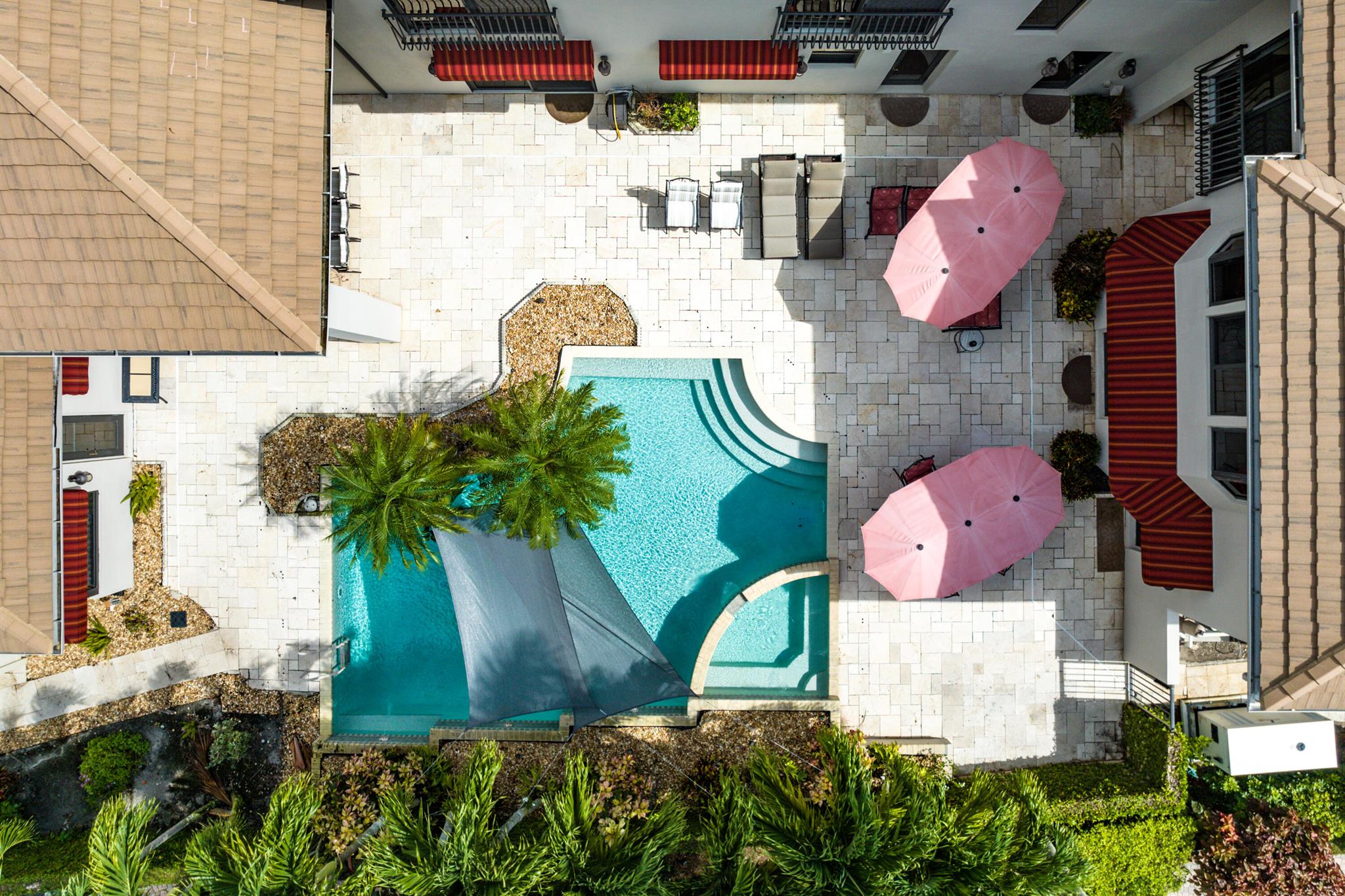 VINTAGE PLACE AT BROKEN S - Residential