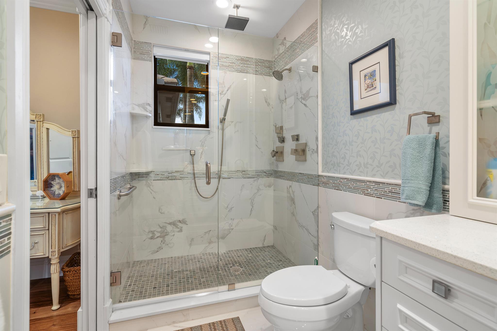 VINTAGE PLACE AT BROKEN S - Residential