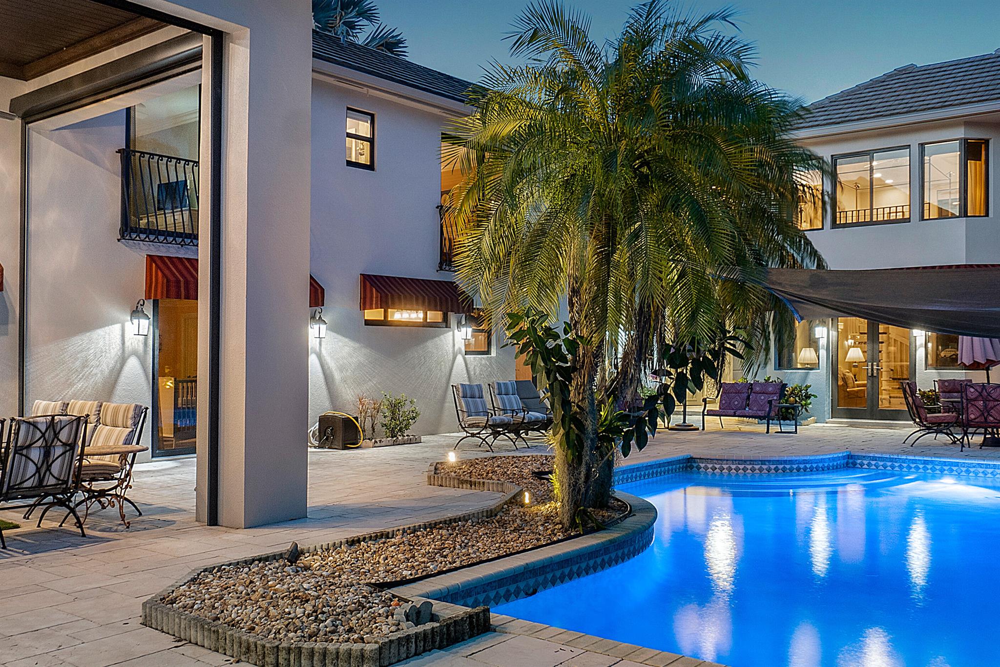 VINTAGE PLACE AT BROKEN S - Residential