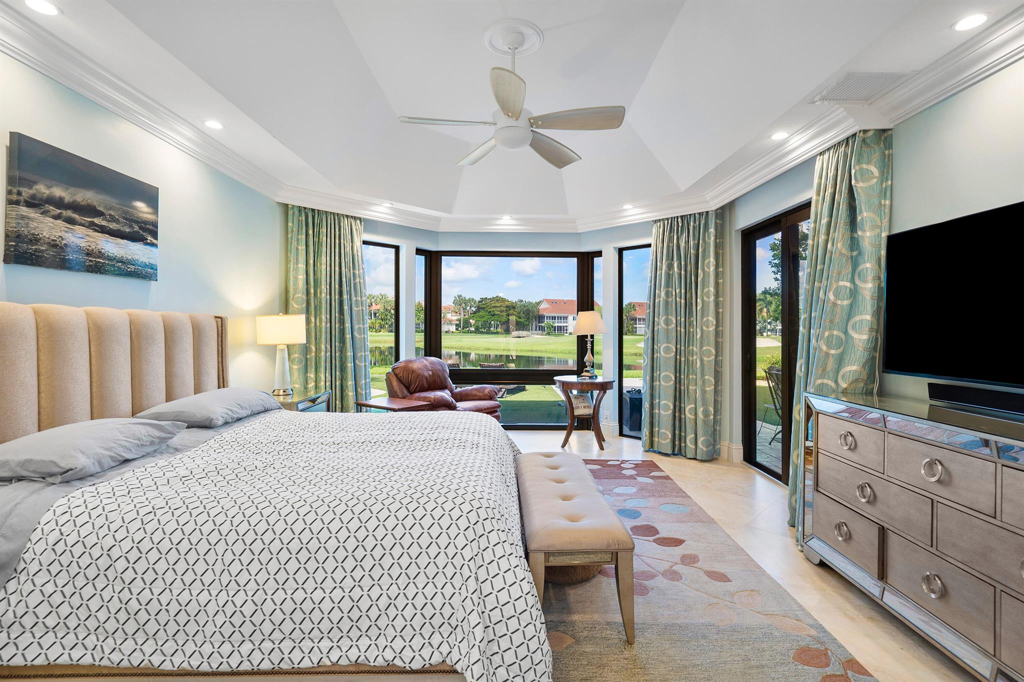 VINTAGE PLACE AT BROKEN S - Residential